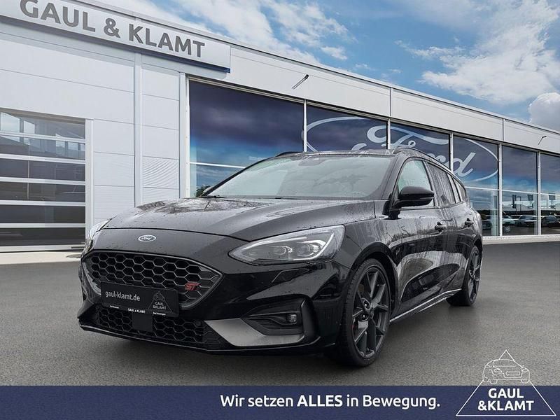 Iridiumschwarz metallic Gebraucht 2019 Ford Focus ST Limousine | 21.870 € (Etwas zu teuer) - Bild 1/4