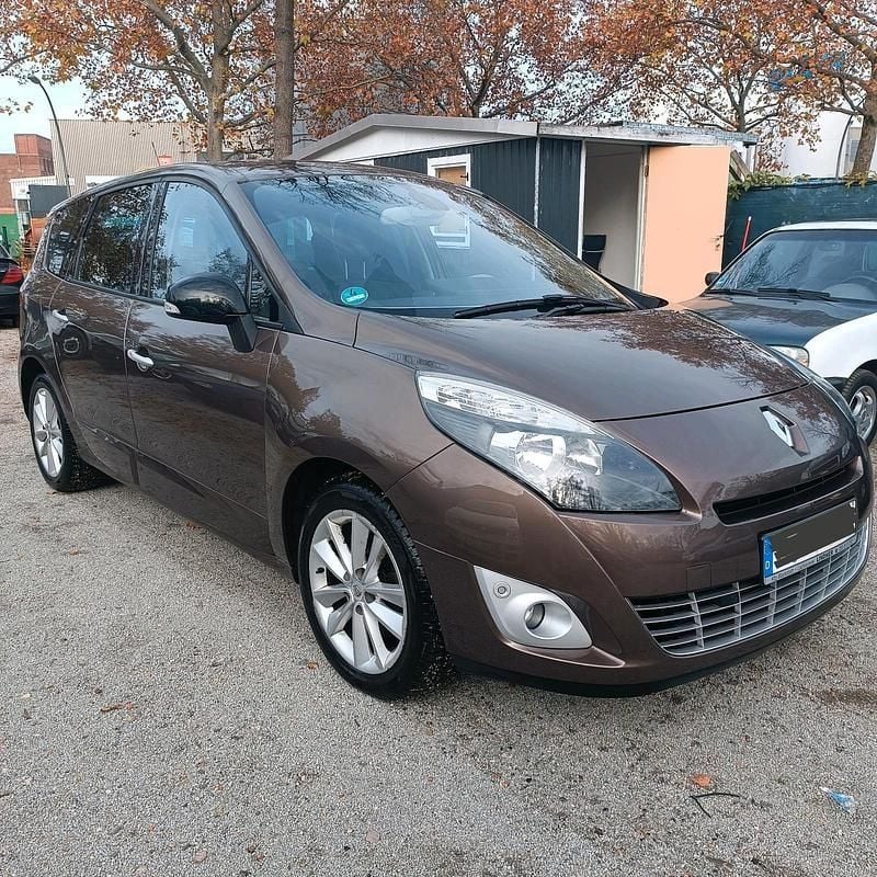 Braun Gebraucht 2011 Renault Grand Scénic III Van / Kleinbus | 4.250 € (Guter Preis) - Bild 1/4