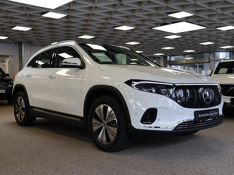 Gebraucht Mercedes EQA250 Progressive 139 kW (190 PS) 2025 Weiß SUV
