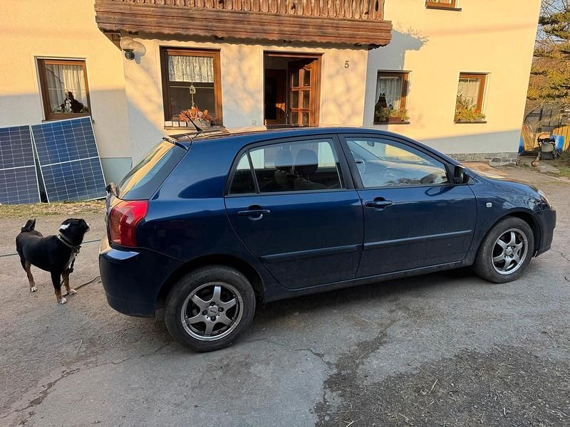Usado Toyota Corolla 97 HP (71 kW) 2006 Azul Sedan