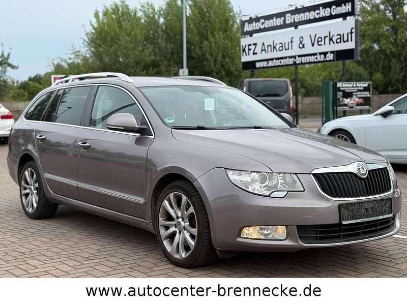 Fialova amethyst/amethyst purp Gebraucht 2010 Skoda Superb Kombi | 5.950 € (Guter Preis) - Bild 1/4