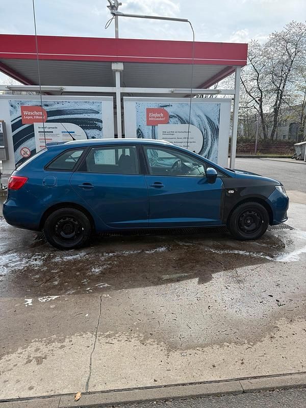 Gebraucht Seat Ibiza ST 85 PS (62 kW) 2014 Blau Kombi
