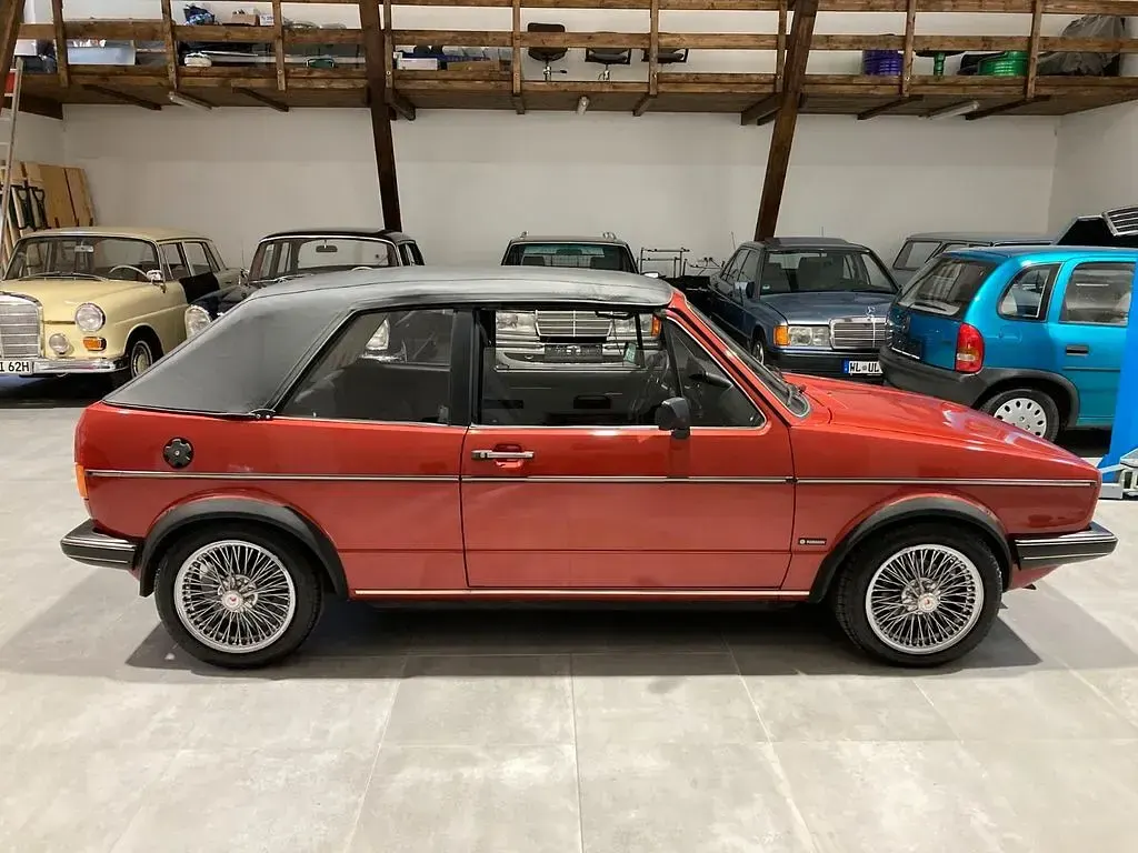 Używany VW Golf 133 KM (97 kW) 1980 Czerwony Kabriolet