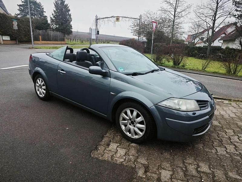 Stahlgrau Gebraucht 2007 Renault Mégane Cabriolet Dynamique Cabrio | 1.400 € (Guter Preis) - Bild 1/4