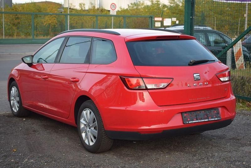 Gebraucht Seat Leon ST Reference 86 PS (63 kW) 2014 Rojo emocion Kombi
