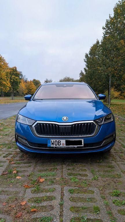Blau Gebraucht 2020 Skoda Octavia First Edition Kombi | 19.500 € (Guter Preis) - Bild 1/4