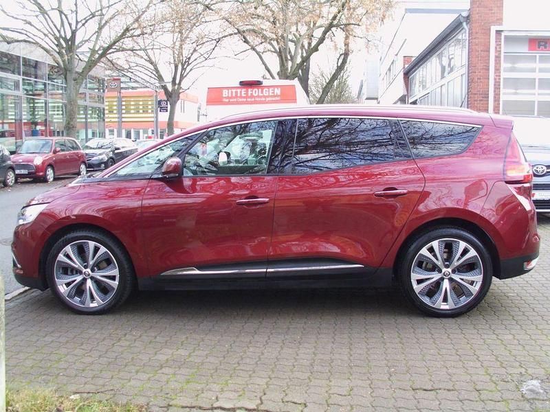 Gebraucht Renault Grand Scénic IV Intens 132 PS (97 kW) 2017 Rot Van / Kleinbus