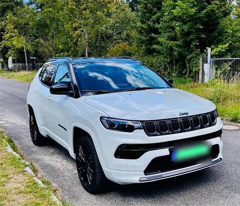 Weiß Gebraucht 2022 Jeep Compass SUV | 22.950 € (Superpreis) - Bild 1/3