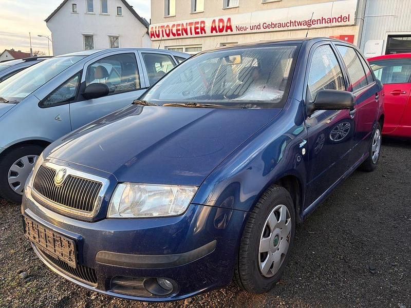 Blau Gebraucht 2006 Skoda Fabia Classic Limousine | 2.000 € (Etwas zu teuer) - Bild 1/4
