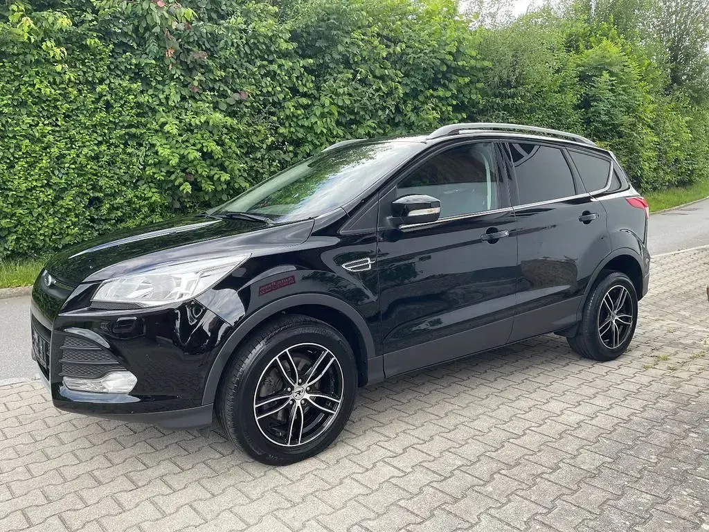 Gebraucht Ford Kuga SYNC Edition 150 PS (110 kW) 2016 Schwarz SUV