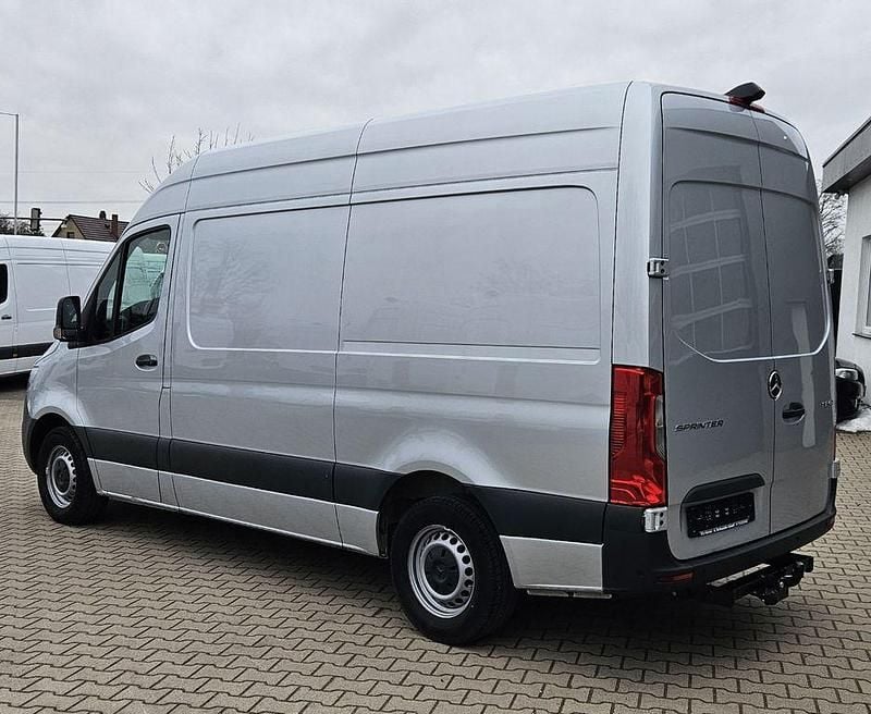 Gebraucht Mercedes Sprinter 150 PS (110 kW) 2022 Silber Van