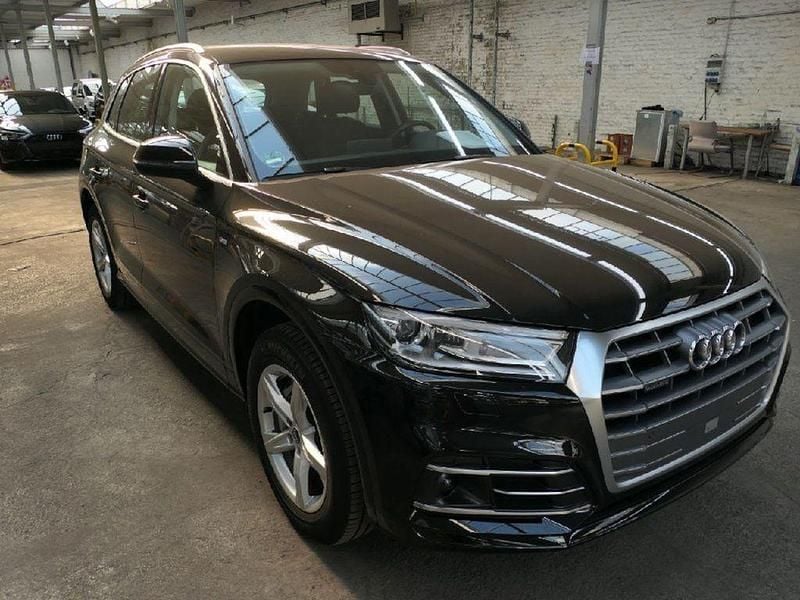 Mythosschwarz (metallic) Gebraucht 2021 Audi Q5 S-Line SUV | 31.900 € (Superpreis) - Bild 1/4