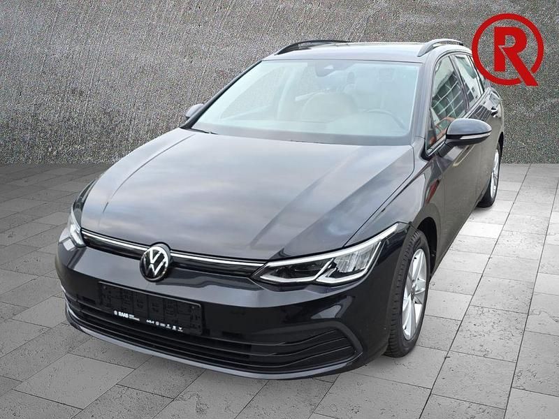 Gebraucht VW Golf VIII Life 150 PS (110 kW) 2022 Schwarz Kombi