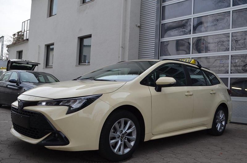 Gebraucht Toyota Corolla 152 PS (111 kW) 2025 Weiß Kombi