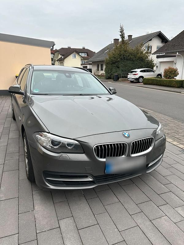 Second-hand BMW 520 184 CP (135 kW) 2014 Gri Break