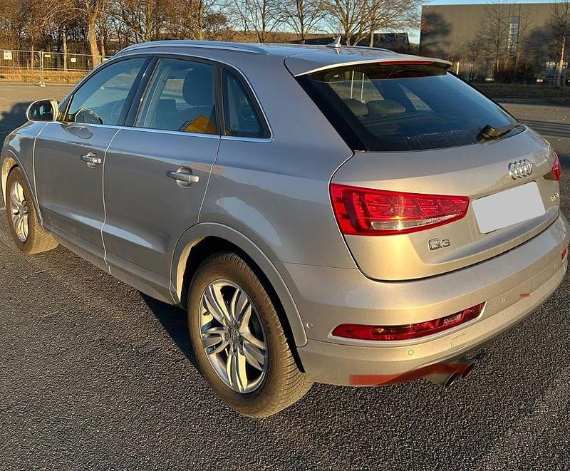 Gebraucht Audi Q3 Sport 150 PS (110 kW) 2017 Silber SUV