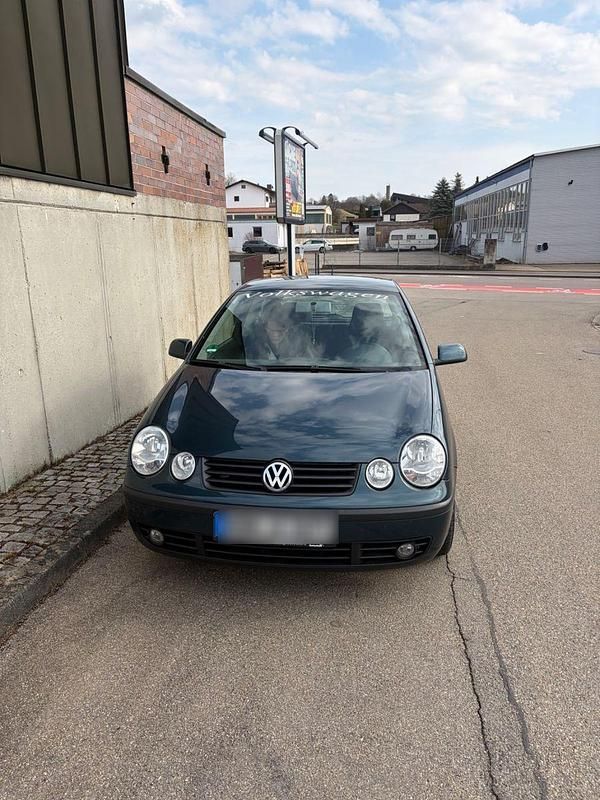 Gebraucht VW Polo Basis 54 PS (39 kW) 2003 Grün Kleinwagen