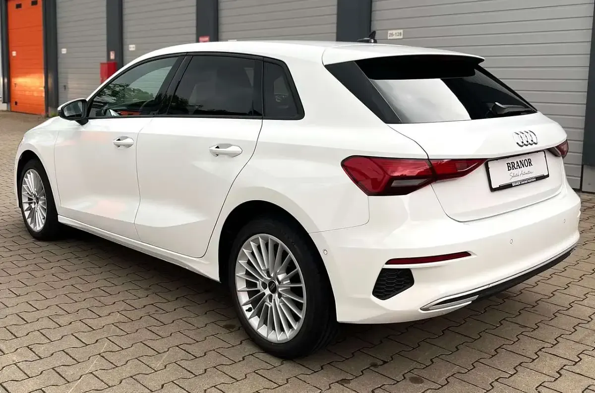 Gebraucht Audi A3 Advanced 116 PS (85 kW) 2023 Ibisweiss Limousine