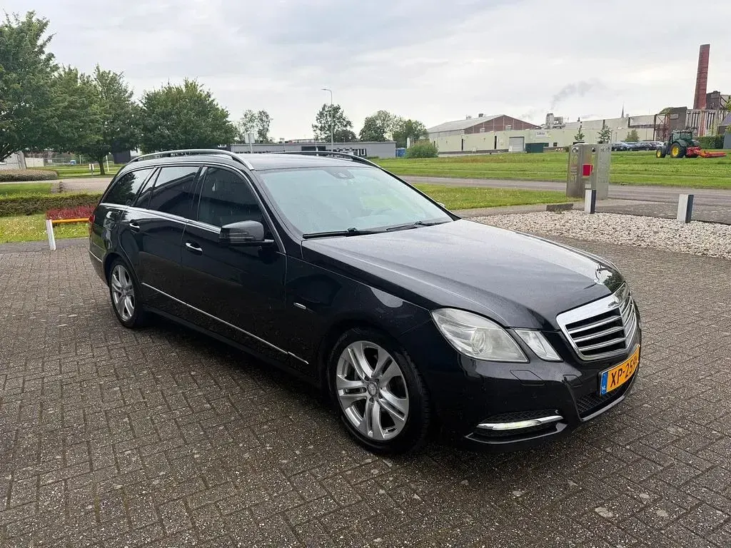 Brugt Mercedes E220 Avantgarde 170 HK (125 kW) 2011 Sort Stationcar