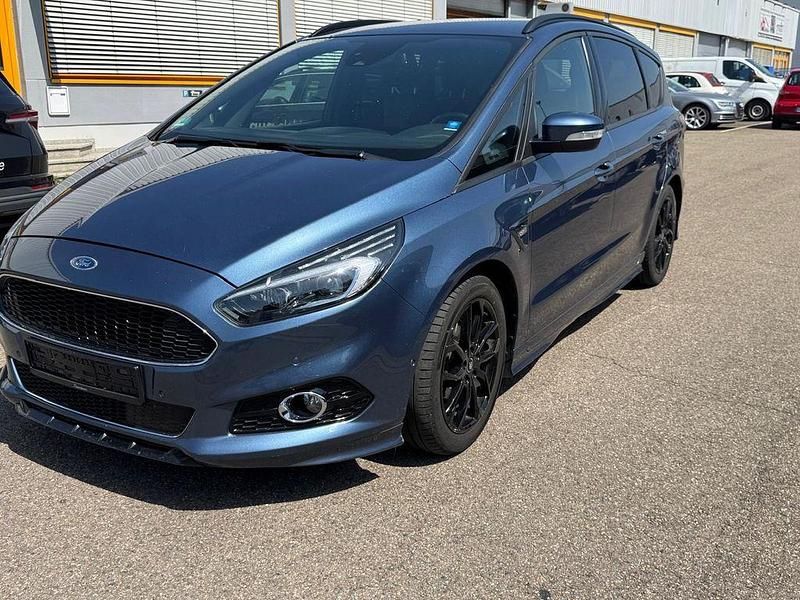 Gebraucht Ford S-MAX ST-Line 190 PS (139 kW) 2018 Blau Van / Kleinbus