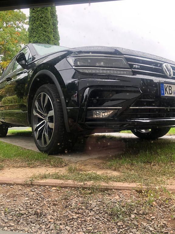 Gebraucht VW Tiguan Highline 190 PS (139 kW) 2019 Schwarz SUV