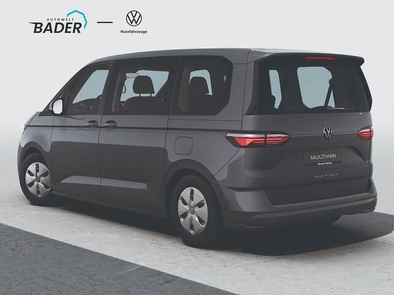 Nouă VW Multivan 150 CP (110 kW) 2025 Gri Monovolum