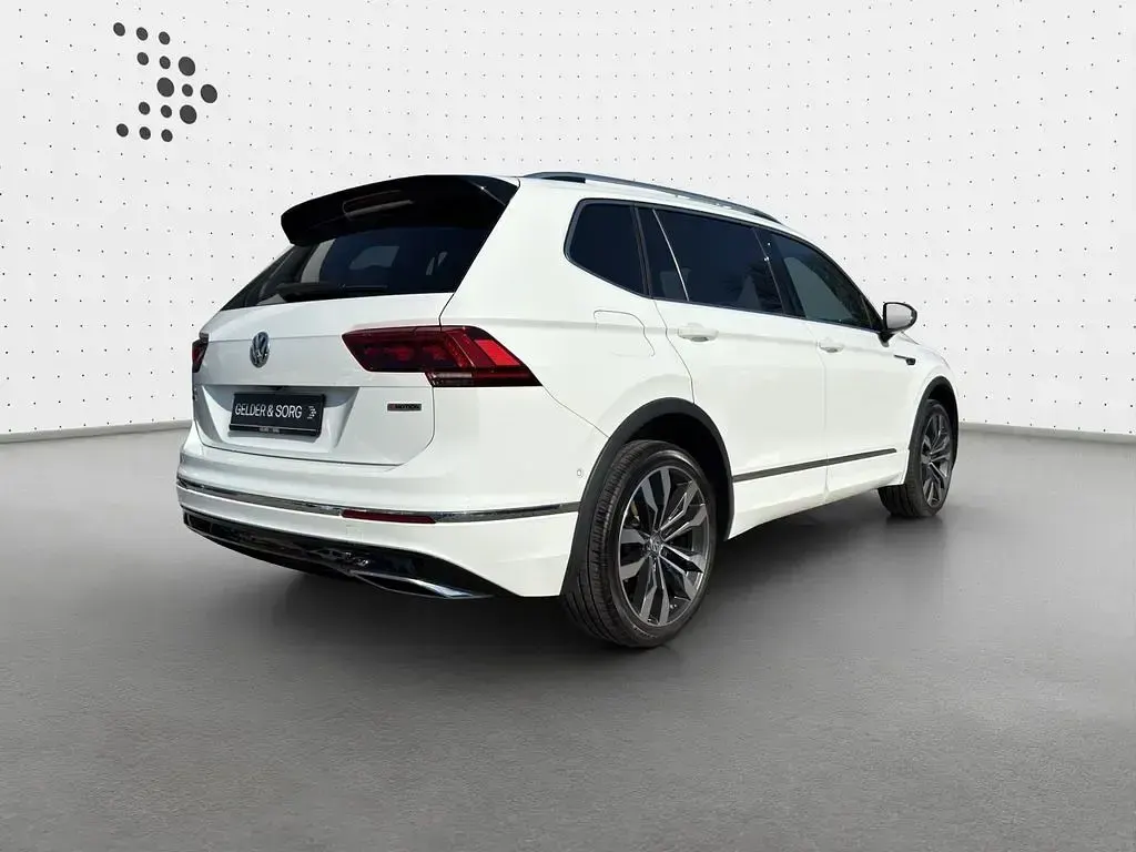 Gebraucht VW Tiguan Allspace Highline 200 PS (147 kW) 2021 Pure white SUV