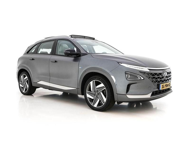 Grau Gebraucht 2019 Hyundai Nexo SUV | 12.145 € (Fairer Preis) - Bild 1/4