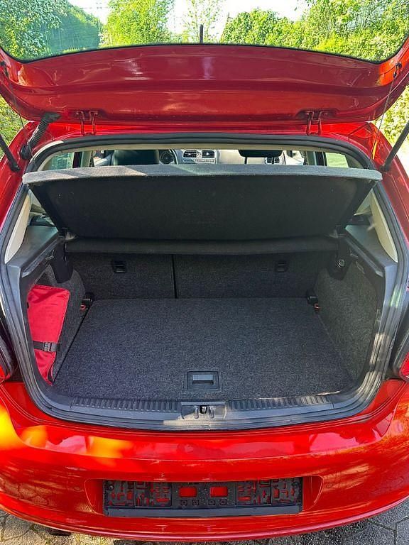 Second-hand VW Polo Highline 105 CP (77 kW) 2010 Portocaliu Hatchback