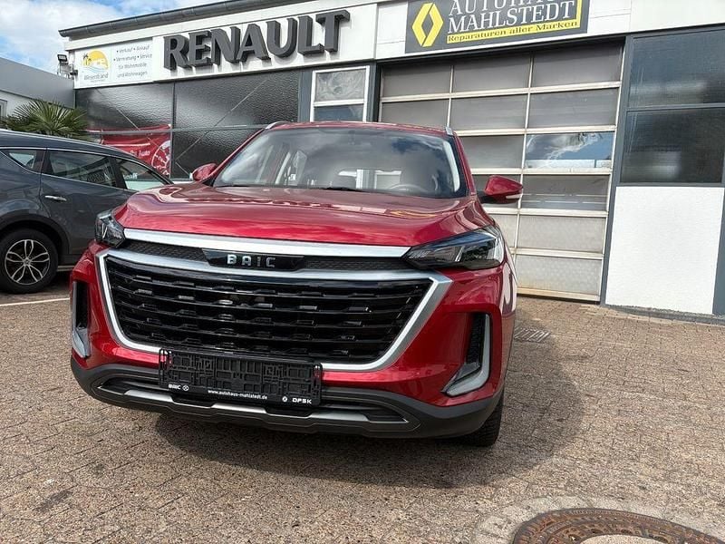 Gebraucht Baic X35 116 PS (85 kW) 2024 Rot SUV