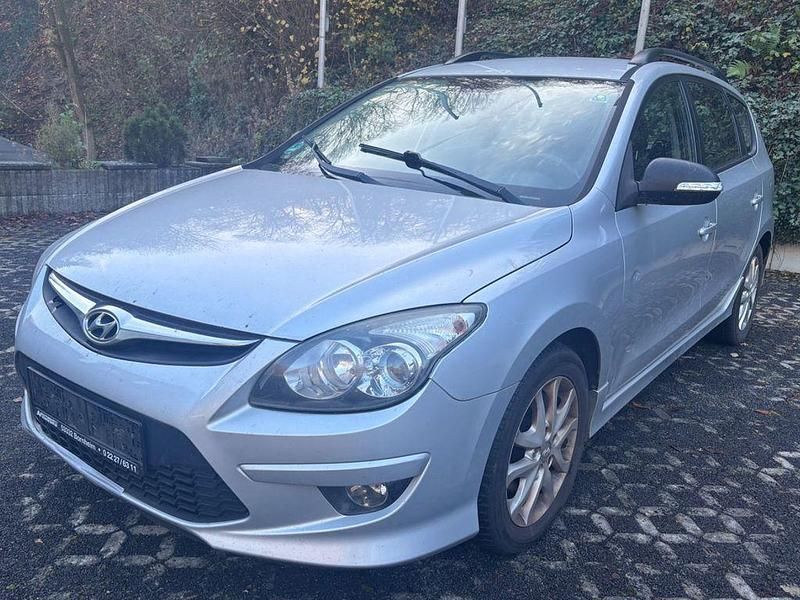 Gebraucht 2011 Hyundai i30 Edition Kombi | 1.790 € (Guter Preis) - Bild 1/4