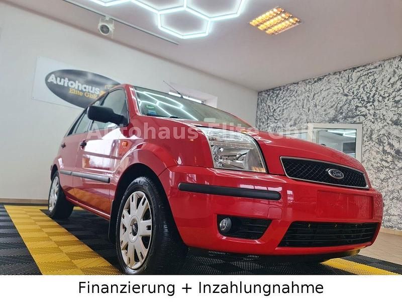 Rot Gebraucht 2002 Ford Fusion Limousine | 2.450 € (Teuer) - Bild 1/4