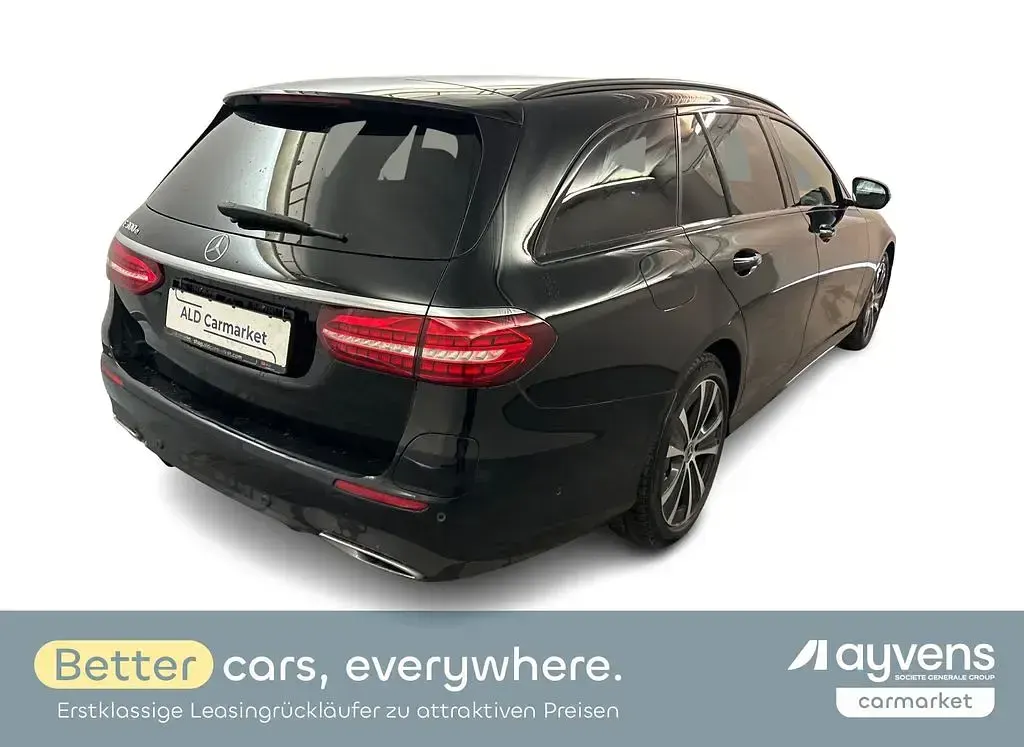 Używany Mercedes E300 Avantgarde 211 KM (155 kW) 2022 Czarny Sedan/Limuzyna