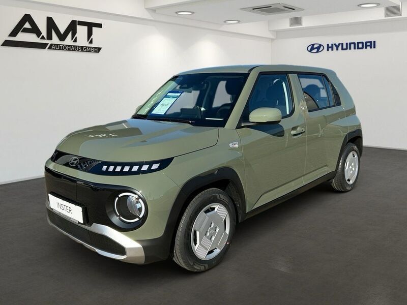Grün Neu 2025 Hyundai Inster Select Kleinwagen | 23.950 € (Superpreis) - Bild 1/4