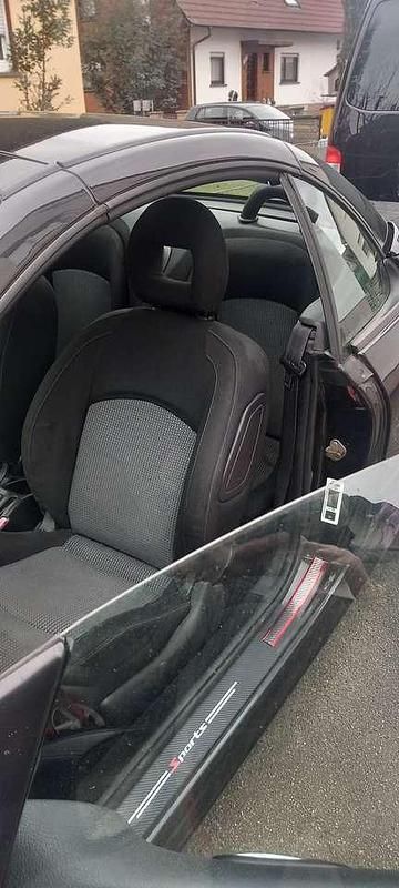 Gebraucht Peugeot 206 CC Tendance 109 PS (80 kW) 2004 Schwarz Cabrio