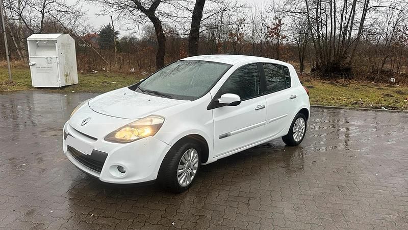 Gebraucht Renault Clio III 75 PS (55 kW) 2009 Weiß Kleinwagen