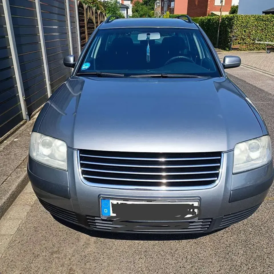 Gebraucht VW Passat 116 PS (85 kW) 2003 Grau Kombi