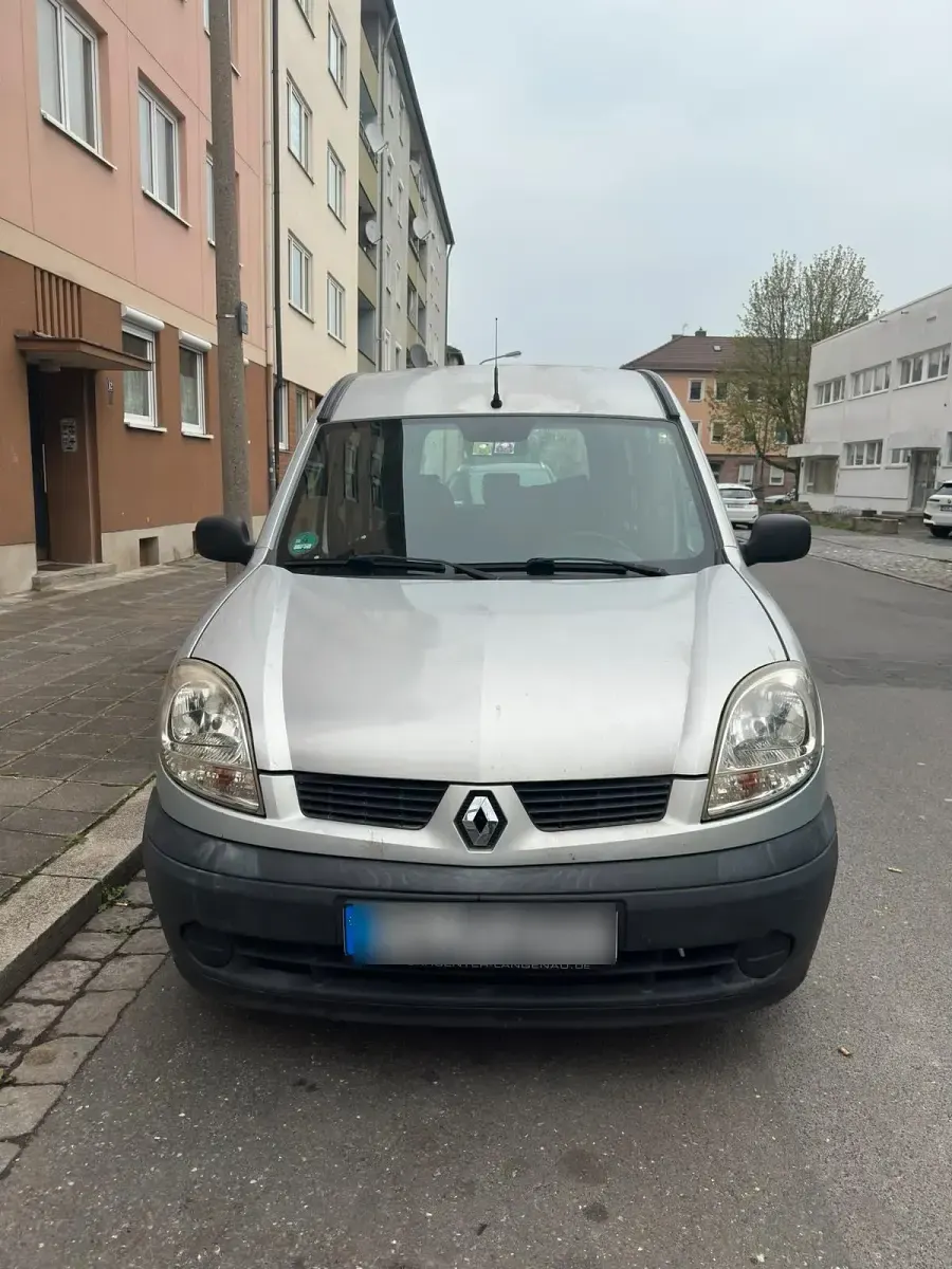 Gebraucht Renault Kangoo 75 PS (55 kW) 2004 Silber Van / Kleinbus