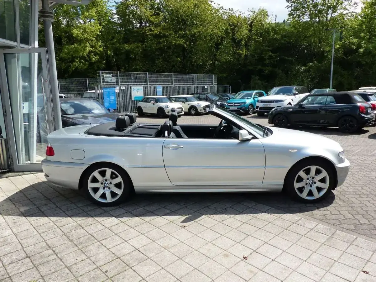 Gebraucht BMW 320 Cabriolet Exclusive 150 PS (110 kW) 2006 Silber Cabrio