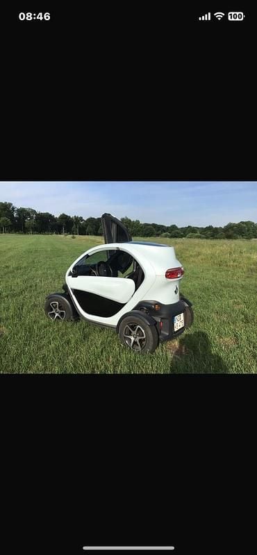 Weiß Gebraucht 2016 Renault Twizy Kleinwagen | 3.700 € (Guter Preis) - Bild 1/4