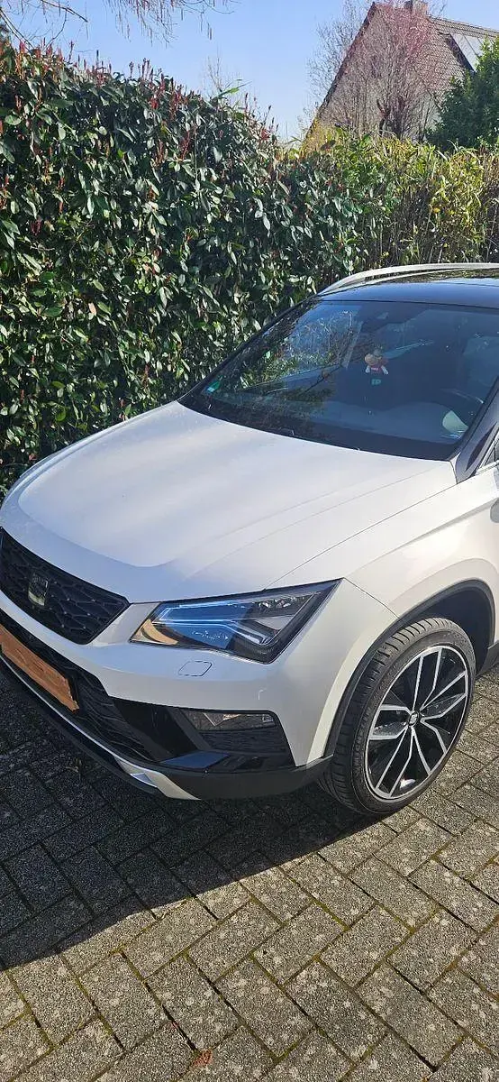 Używany Seat Ateca 4Drive 190 KM (139 kW) 2017 Biały SUV