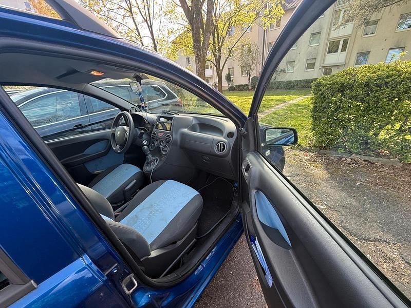 Gebraucht Fiat Panda 69 PS (50 kW) 2009 Blau Kleinwagen