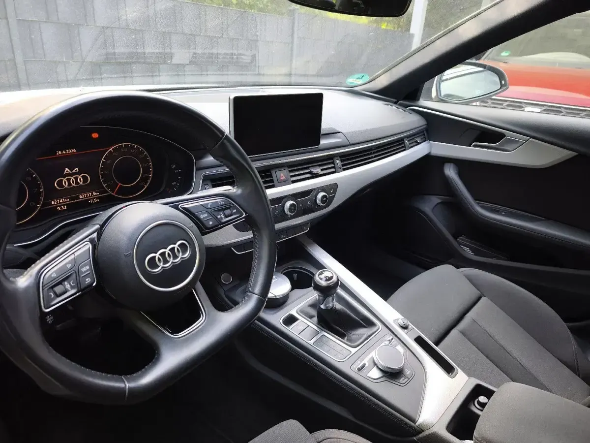 Gebraucht Audi A4 Ambiente 150 PS (110 kW) 2017 Weiß Limousine