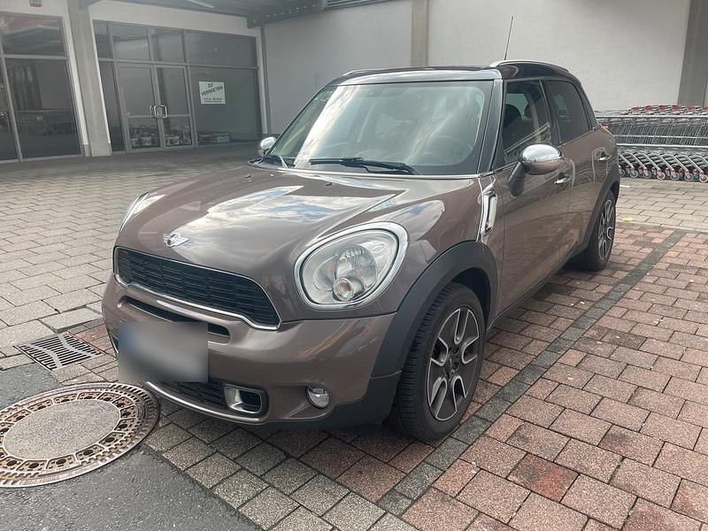 Gebraucht Mini Countryman 143 PS (105 kW) 2011 Braun SUV