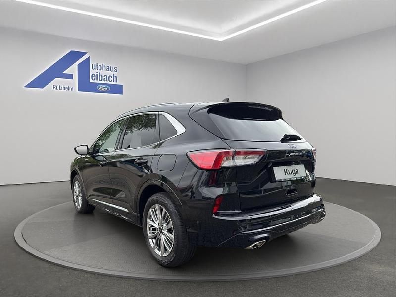 Gebraucht Ford Kuga Vignale 152 PS (111 kW) 2023 Obsidianschwarz metallic (metallic) SUV