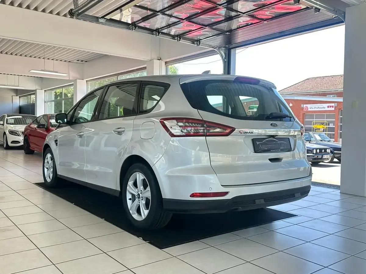 Gebraucht Ford S-MAX Trend 150 PS (110 kW) 2021 Silber Van / Kleinbus