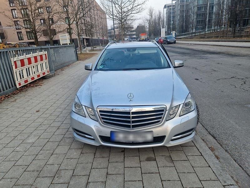 Second-hand Mercedes 200 184 CP (135 kW) 2012 Argintiu Break