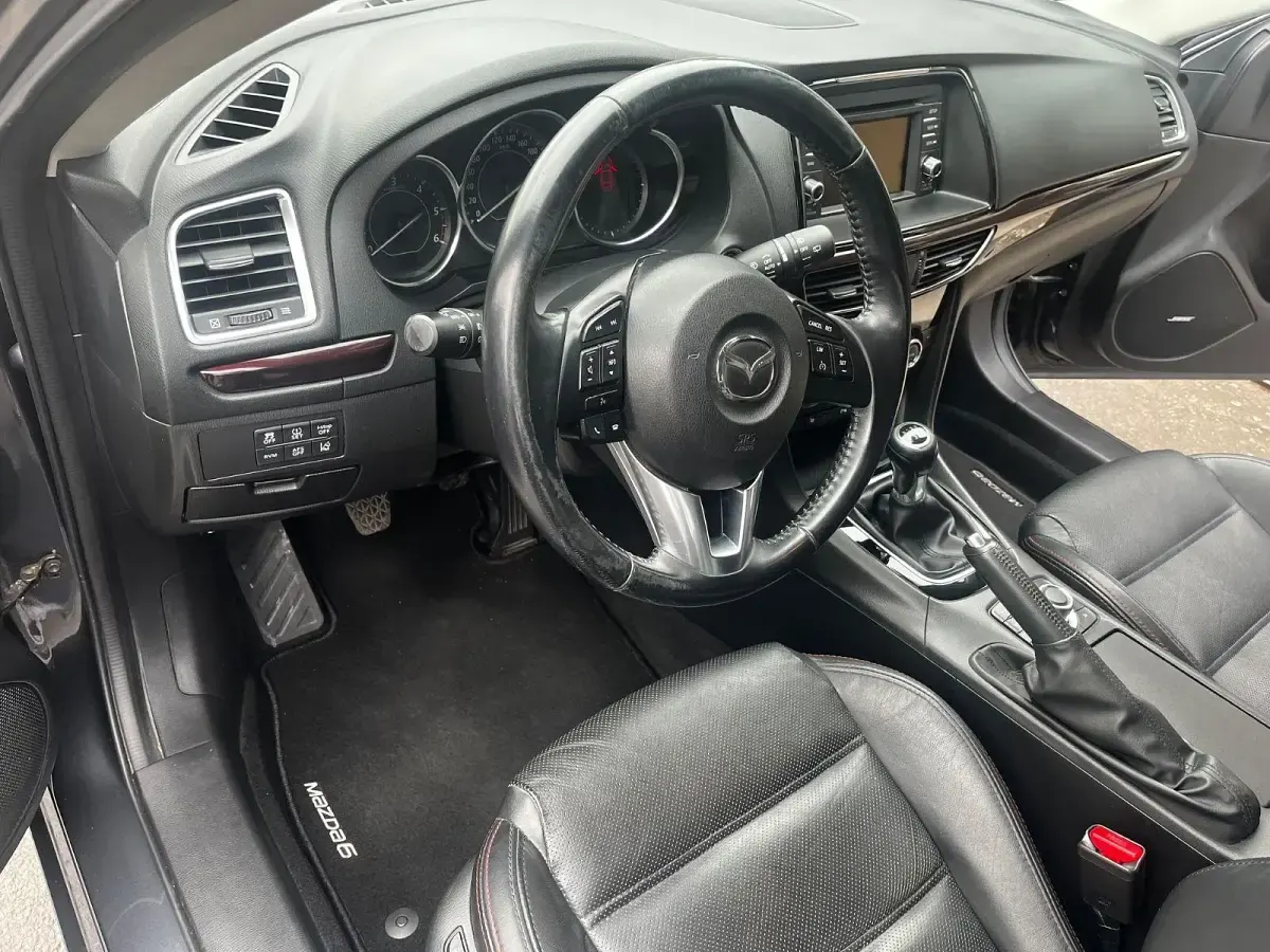 Gebraucht Mazda 6 Sports-Line 150 PS (110 kW) 2014 Grau Kombi