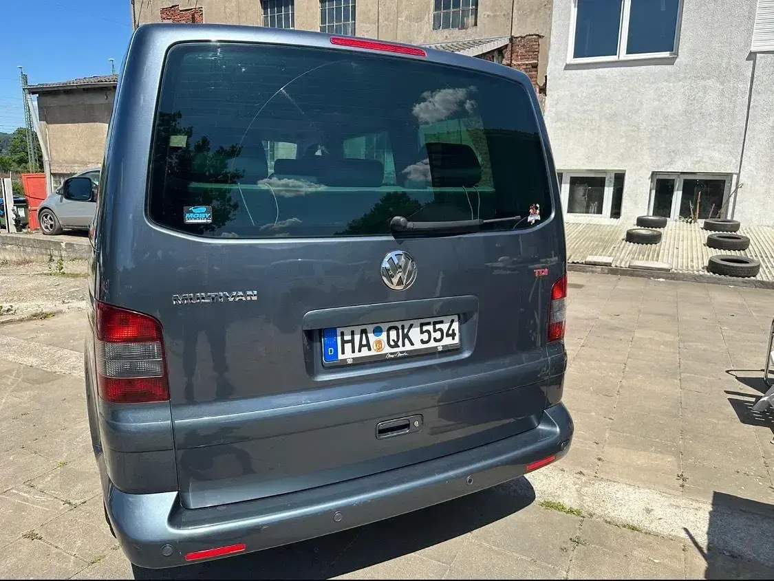 Gebraucht VW T5 174 PS (127 kW) 2009 Grau Van