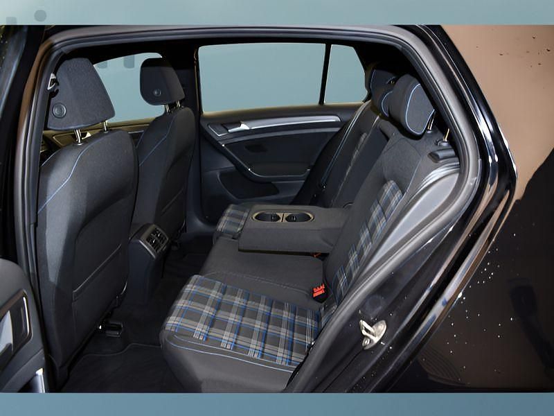 Gebraucht VW Golf VIII GTE 150 PS (110 kW) 2020 Schwarz Kleinwagen